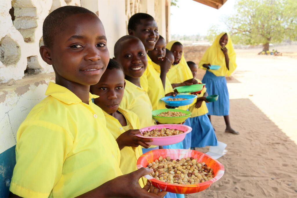 Børn sulter i Østafrika. Giv skolemad